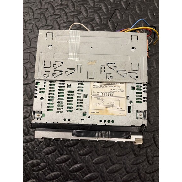 Sony In Dash CDXL350 FM/AM Compact Disc Player Car Stereo w/Detachable Faceplate - Picture 6 of 8